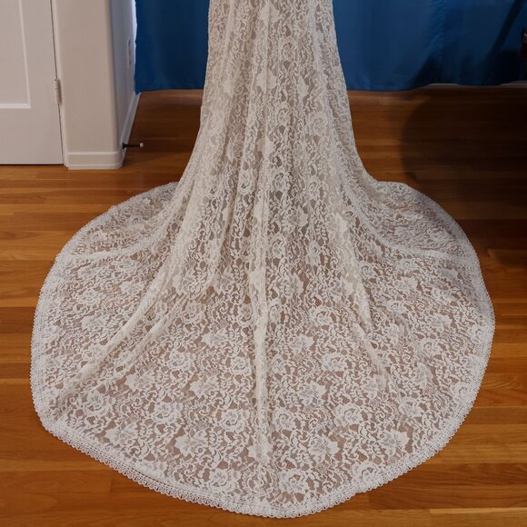 NEW, NEVER WORN WILDERLY BRIDE WEDDING GOWN DRESS, DAHLIA STYLE - Picture 6 of 11